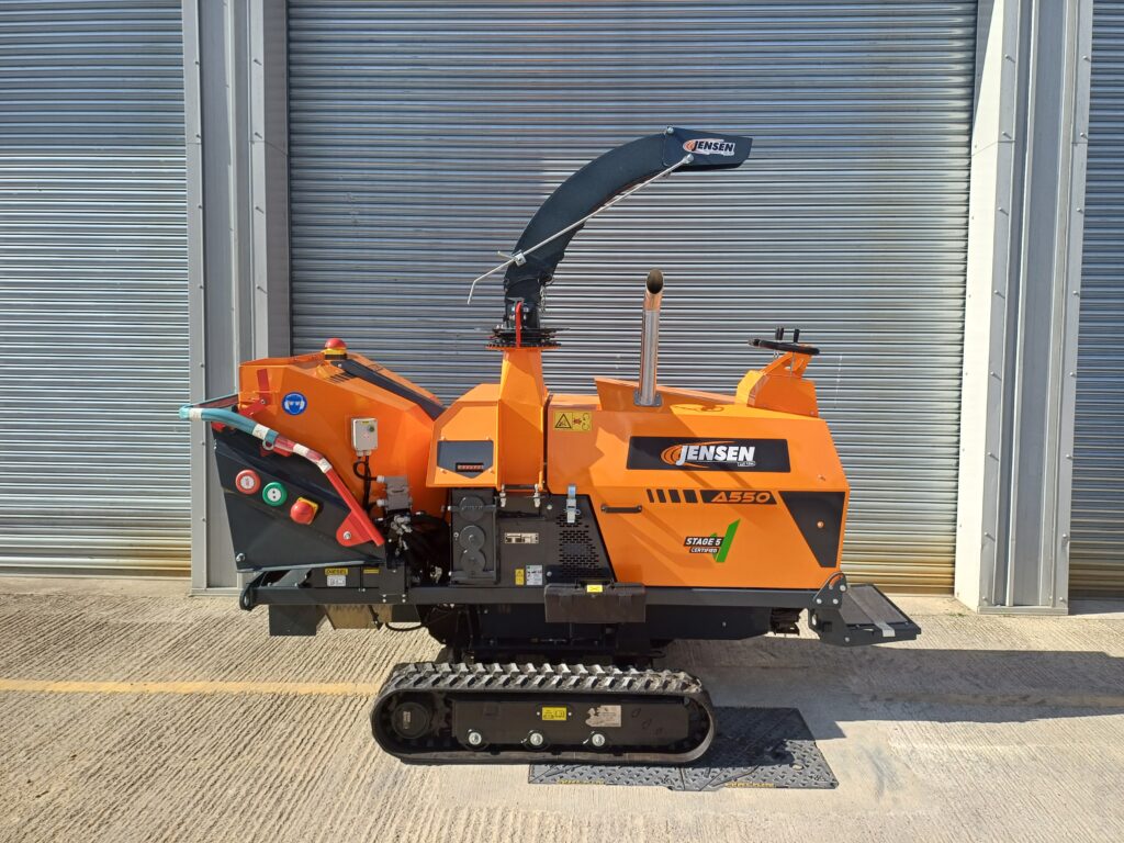 Jensen Trailed A530 6 Inch 24hp Petrol Woodchipper